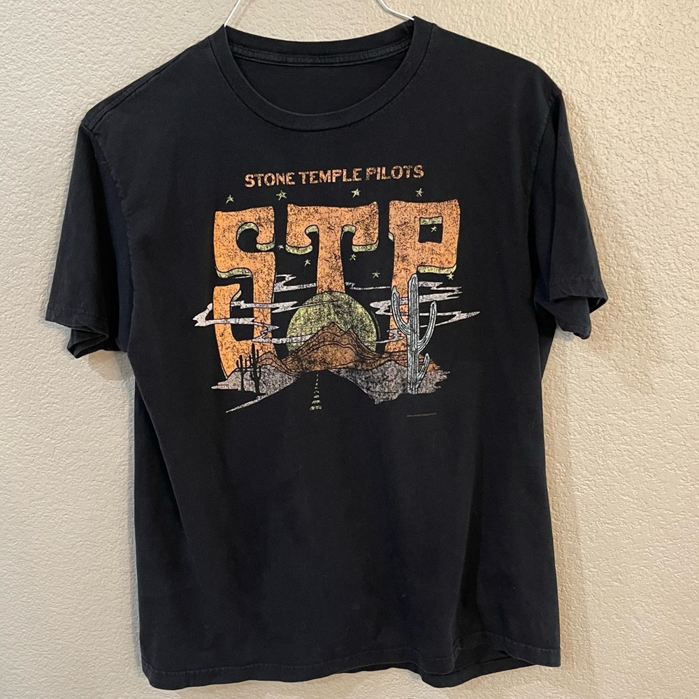 Black Stone Temple Pilots Graphic T-Shirt